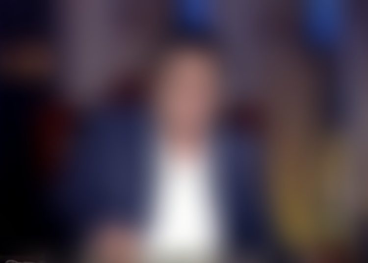 يحتاج كرسي متحرك عاجل إصابة فنان شهير بشلل نصفي 1 fnan shaher laa