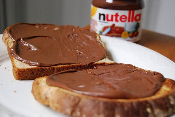 عالج الأرق وعدم النوم بمكونات توجد في مطبخك 4 nutella sur pain