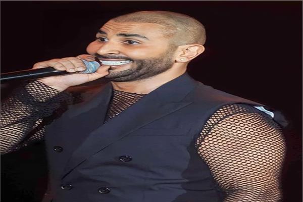 رد فعل نقيب الموسيقيين ضد أحمد سعد بعد إرتدائه بلوزة شبك 4 إطلالة أحمد سعد الغريبة