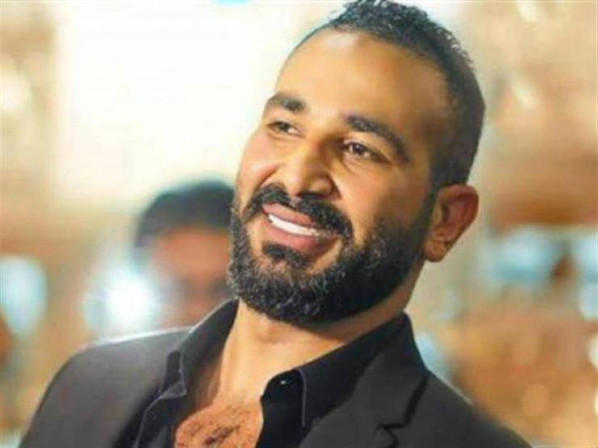 إطلالة أحمد سعد الغريبة تثير الجدل شوف رد فعل الجماهير 5 إطلالة أحمد سعد الغريبة4