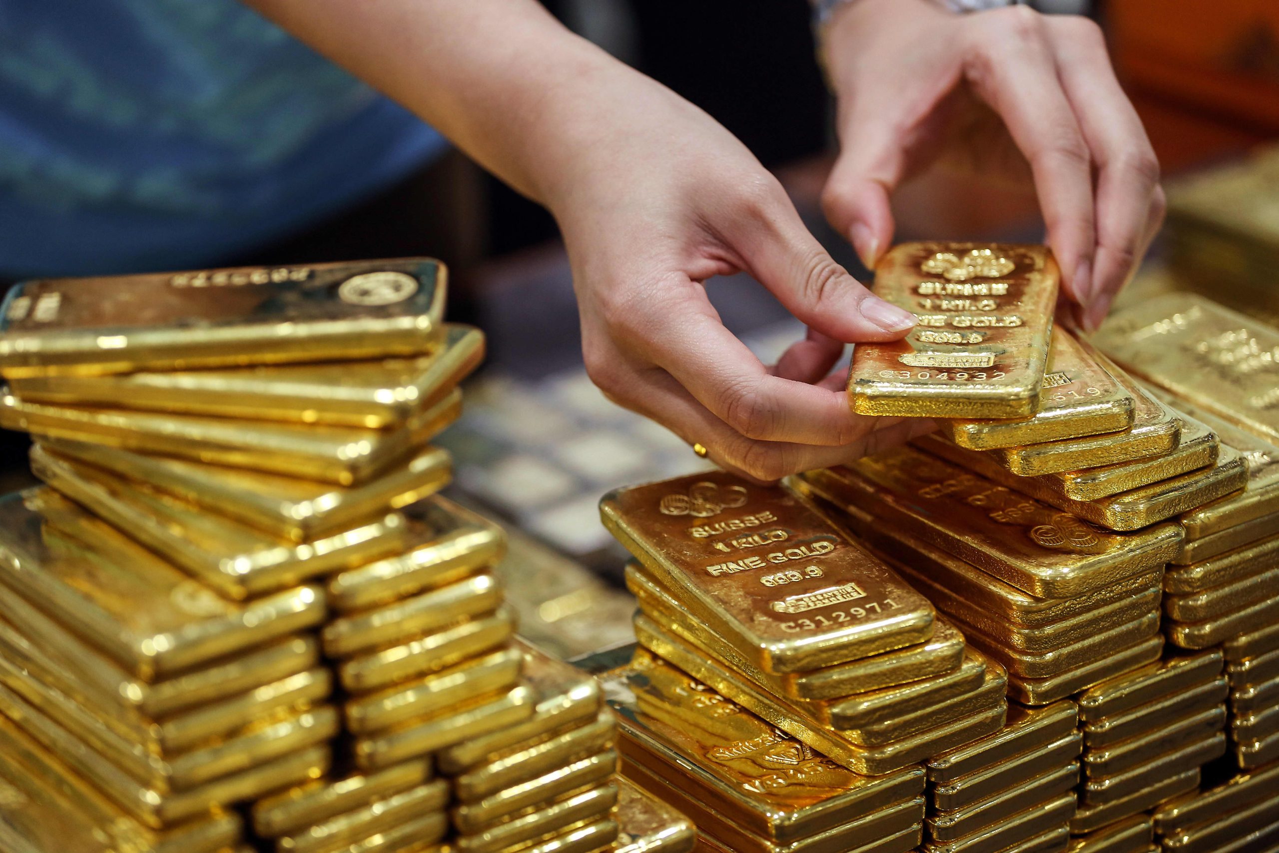 سعر الذهب ينخفض 50 جنيه في نهاية تعاملات اليوم و هذا قيمةعيار 21 الان 2 سعر الذهب ينخفض 50 جنيه
