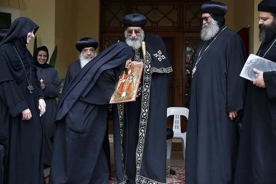 أعترف به المجمع المقدس أول دير قبطي للراهبات في أستراليا 5 المجمع المقدس يعترف بدير الراهبات بأستراليا