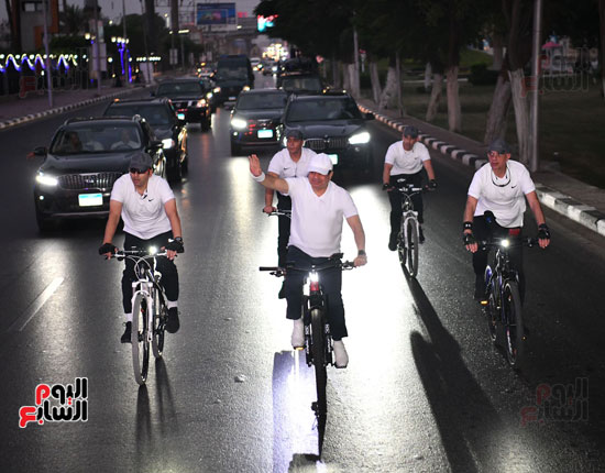 وردنا منذ قليل ما فعله الرئيس السيسي فجر اليوم صور 4 الرئيس السيسي يزور الكلية الحربية فجرا