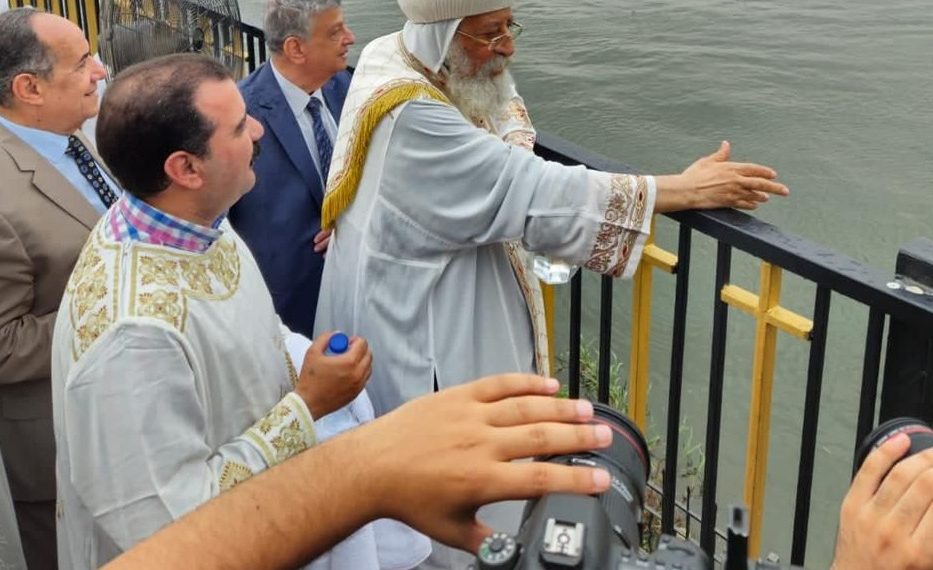 دخول العائلة المقدسة لأرض مصر البابا تواضروس يبارك مياه نهر النيل