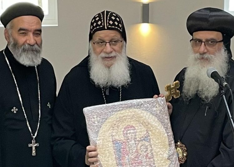 بالصور تفاصيل زيارة الأنبا إبراهام لإيبارشية هولندا بضيافة الأنبا أرساني 1 زيارة الأنبا إبراهام لإيبارشية هولندا