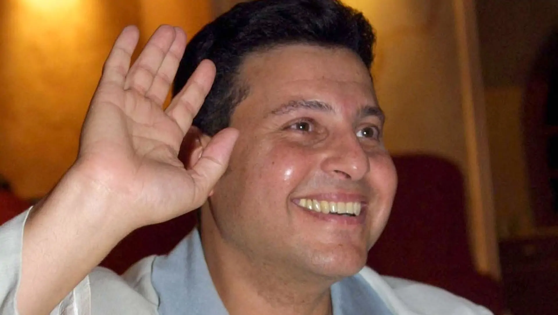 عاجل تفاصيل الحالة الصحية للفنان هاني شاكر بعد ماحدث له 4 hany shakr largee
