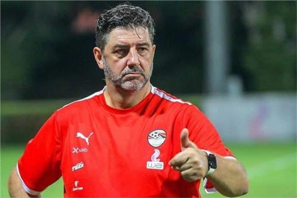 كهربا يثير الجدل بعد فوز الأهلي شاهد ماذا فعل 5 استبعاد لاعب المنتخب