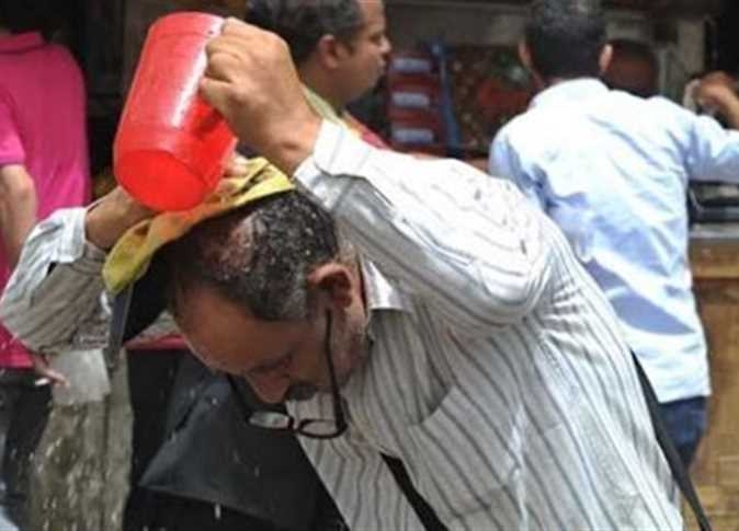 الآرصاد تحذر سكان تلك المحافظات بعدم النزول 1 حالة الطقس