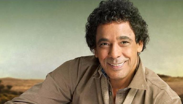تفاصيل جراحة محمد منير الجمهور قلقان 3 تفاصيل جراحة محمد منير