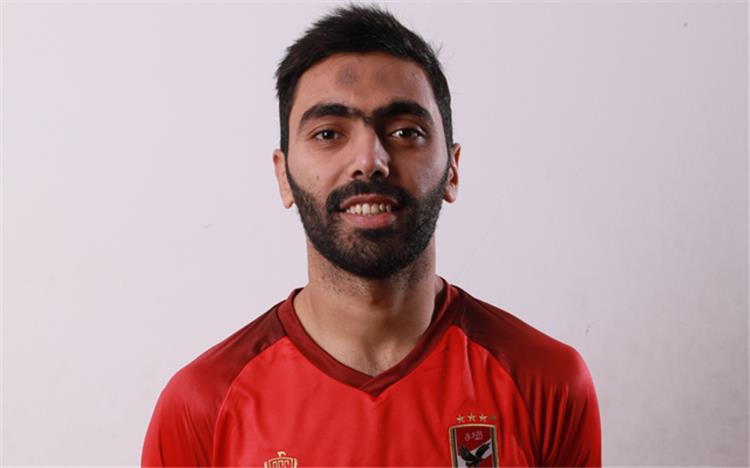 الأهلي يصدر قرار بشأن تجديد عقد حسين الشحات 2 حسين الشحات جناح فريق الأهلي