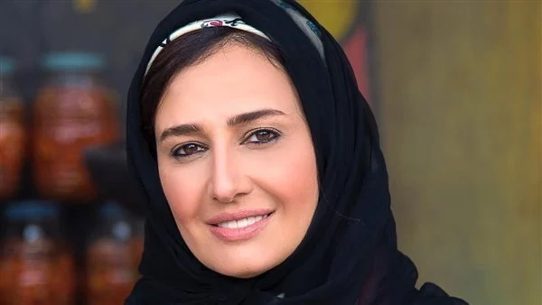 حلا شيحة تقلب الوسط بالتساؤلات عقب عودتها لارتداء الحجاب مره اخرى 3 حلا شيخة تقدم شكر لأشرف زكي