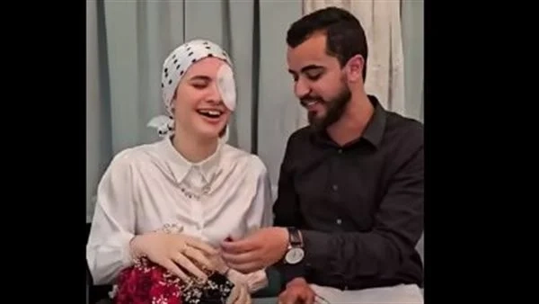 خطوبة البلوجر سارة محمد بعد ما قلبت الوسط بواقعتها المؤسفة 1 خطوبة البلوجر سارة محمد