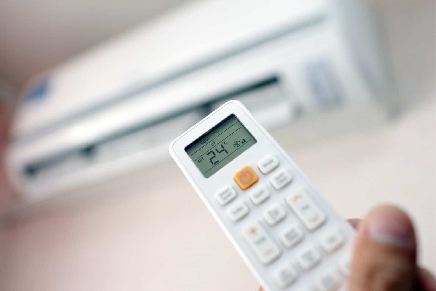 أتبع هذه الخطوات وشغل التكييف براحتك فاتورة الكهرباء في أمان 3 شرح ضبط ريموت المكيف
