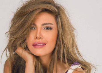 فنانة شهيرة تستقبل توأمها