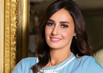 حلا شيخة تقدم شكر لأشرف زكي