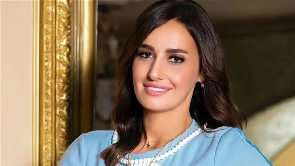 مفاجأة مدوية من حلا شيحة من جديد تثير الجدل ونقيب الممثلين يعلق 1 حلا شيخة تقدم شكر لأشرف زكي