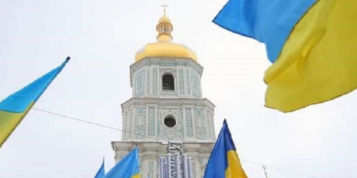 اجبار رهبان الكنيسة الأرثوذكسية الأوكرانية على المغادرة