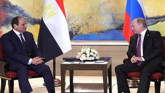 الرئيس السيسي يلتقي نظيره الروسي بوتين 