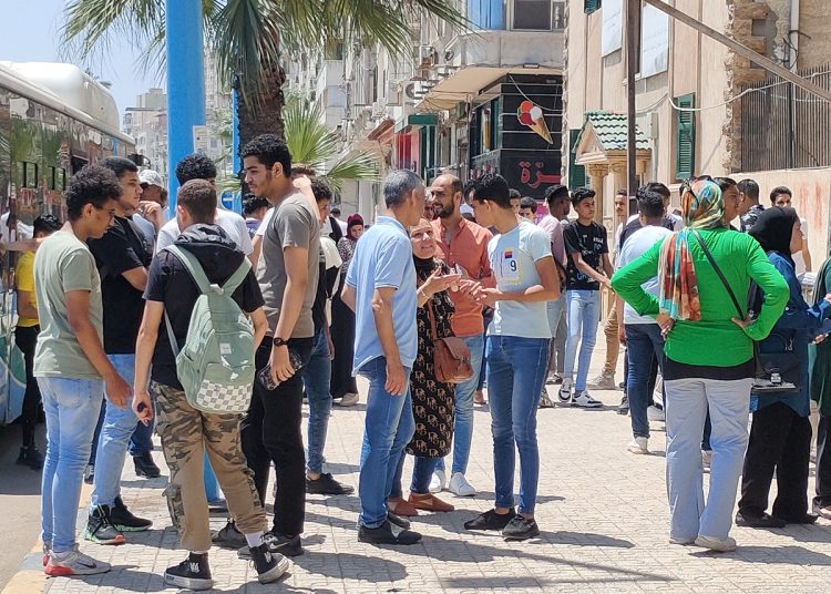 نتيجة الثانوية العامة احذر من الحزن والفرح الشديد 1 345559201 789167012567126 4796751105152949976 n 709