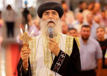 الأنبا بيمن أسقف نقاده وقوص يحتفل بذكرى وصول رفات أول الشهداء استفانوس