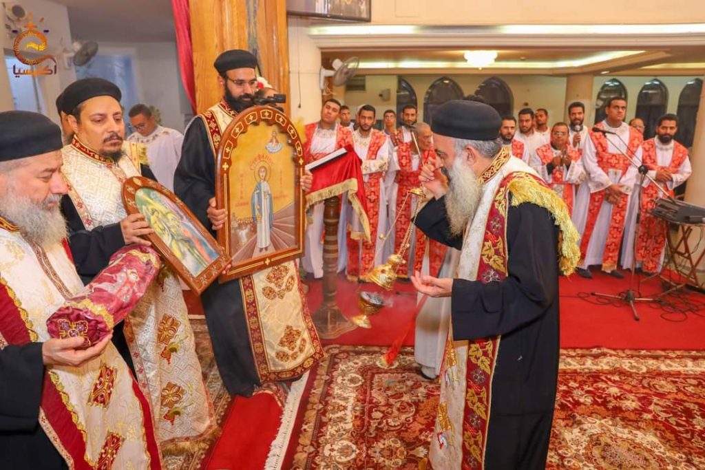 الأنبا بيمن أسقف نقاده وقوص يحتفل بذكرى وصول رفات أول الشهداء استفانوس 4 الأنبا بيمن أسقف نقاده وقوص