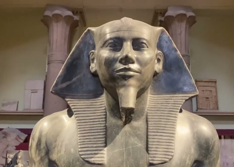 التمثال المعجزة كشف معلومات لأول مره عن معجزات الأجداد 1 التمثال المعجزة للملك خفرع
