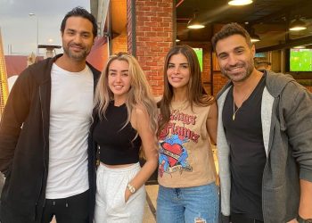 كده عيب كريم فهمي يخرج عن صمته بسبب خلاف زوجته مع هنا الزاهد
