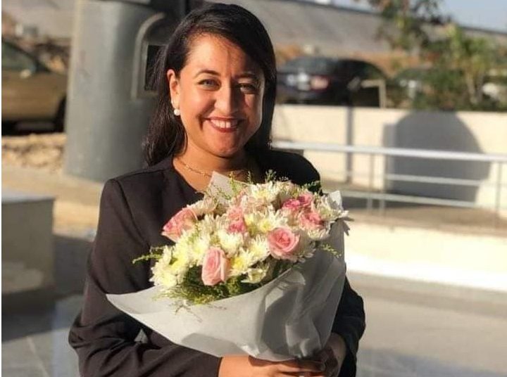 الكنيسة تناشد عودة سالي نسيم وأصدقائها في حاجة غلط بتحصل 1 من هى سالي نسيم