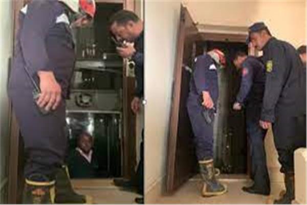 كشف تفاصيل إنقاذ شخص عالق داخل أسانسير والتدخل السريع للحماية المدنية 2 إنقاذ شخص عالق داخل أسانسير