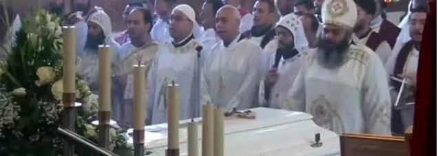 صور جثمان المتنيح الأنبا ميشائيل وكلمة الأنبا دميان 4 0 171 13