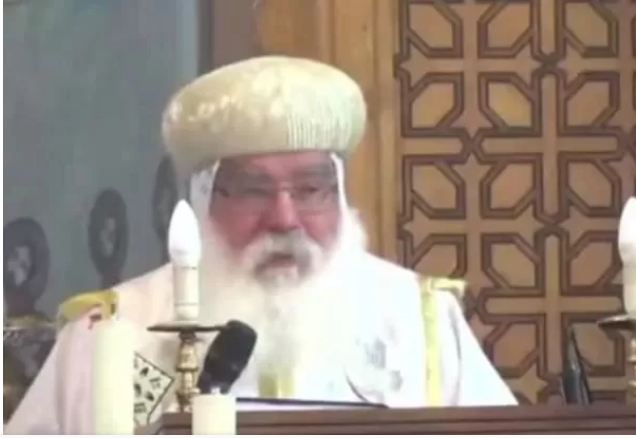 صور جثمان المتنيح الأنبا ميشائيل وكلمة الأنبا دميان 2 2 11
