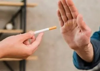 احترسوا بسبب التدخين مرض نادر خطير كشفت عنه دراسة حديثة