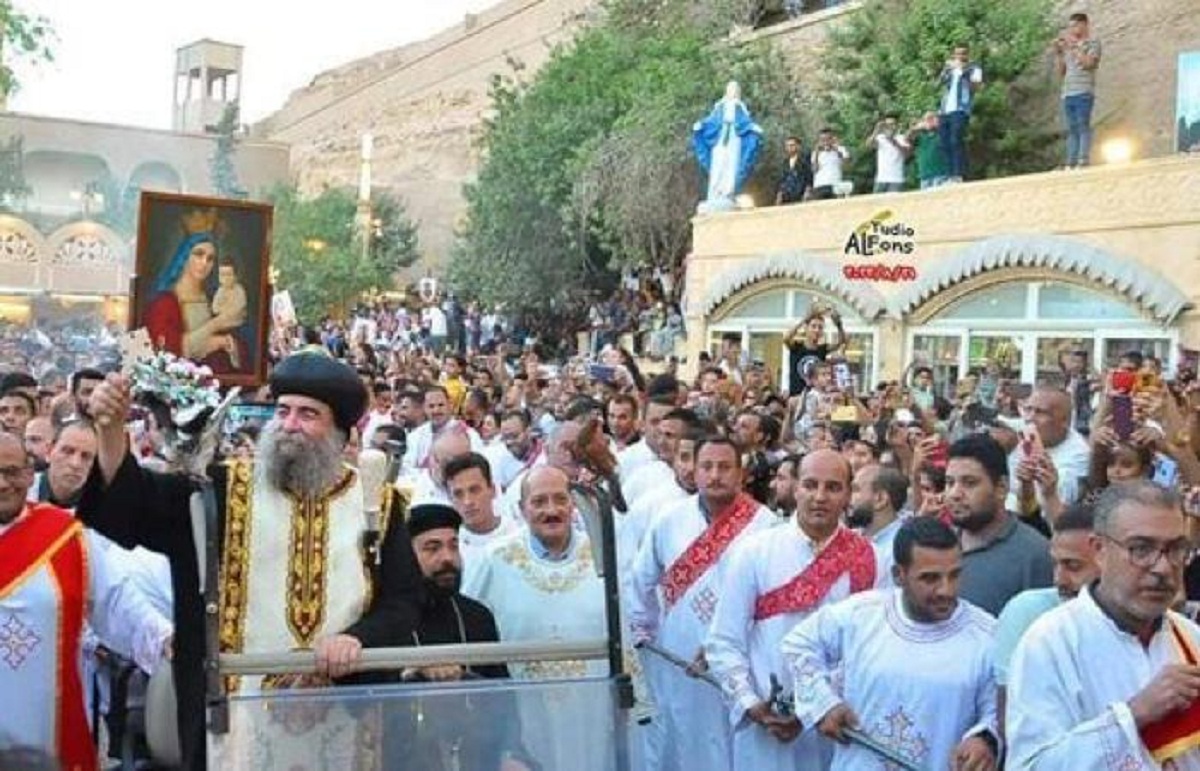 مكانة صيام العذراء في الكنائس باحث قبطي يكشف التفاصيل 3 مكانة صيام العذراء في الكنائس