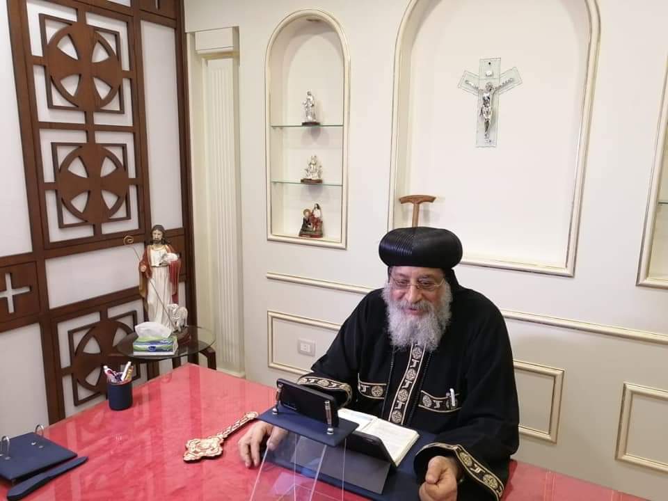 الأنبا جيوفانى يكشف تفاصيل زيارة البابا وتاريخ الخدمة بالمجر 2 الأنبا جيوفانى عن زيارة البابا إلى المجر