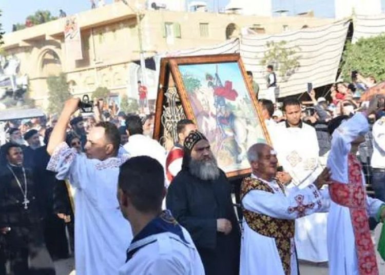 احتفالات آلاف الأقباط بمولد مار جرجس في ميت دمسيس صور 1 345559201 789167012567126 4796751105152949976 n 672