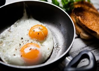 تجنب هذه الأخطاء الشائعة أثناء طهي البيض