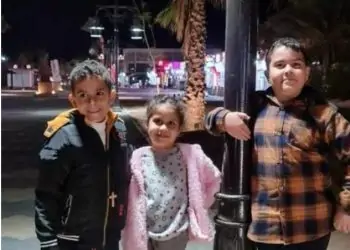 عاجل قبطي يناشد وزير الداخلية ويقدم مذكرة لإنقاذ أطفاله الـ 3