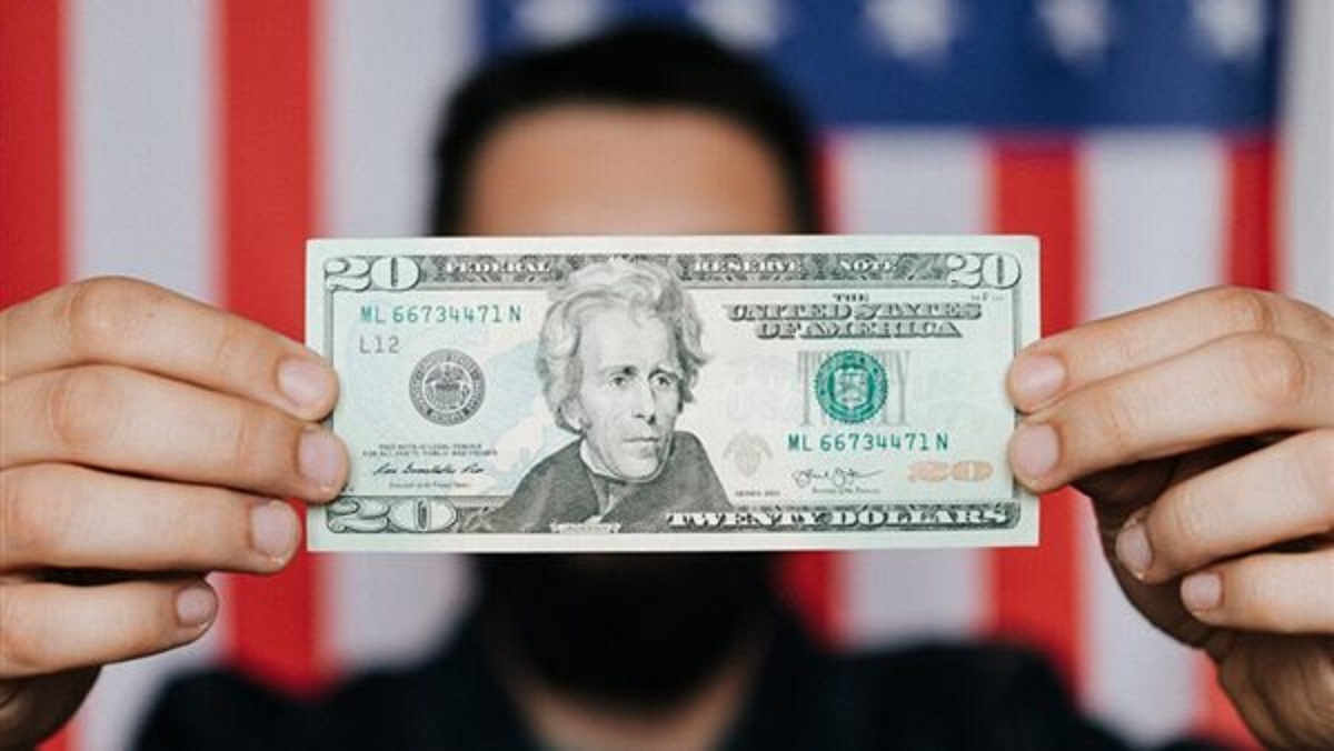 وديعة الدولار الجديدة من CIB استثمر بعائد شهري كبير 5 وديعة الدولار الجديدة