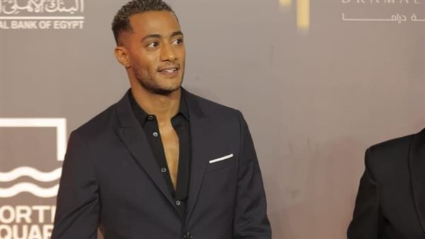 بعد التكريم رد فعل محمد رمضان في مهرجان القاهرة للدراما 2 بعد التكريم رد فعل محمد رمضان