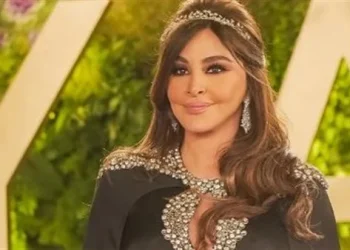 إليسا ترفع لافتة الحرية الفنية