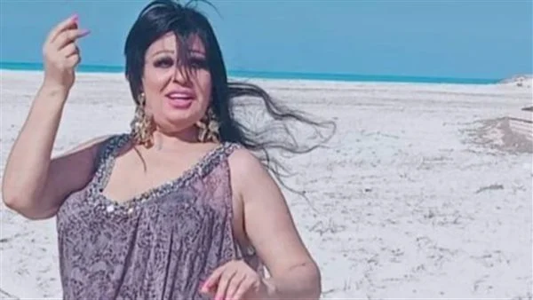 ميار الببلاوي تخرج برسالة صادمة لفيفي عبده متظهريش على الشاشة تاني 2 فيفي عبده على الشاطئ