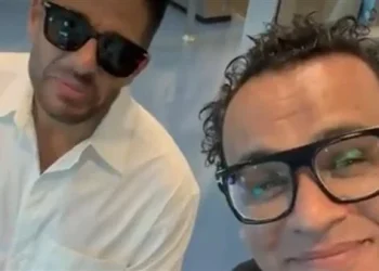 محمود الليثي يرسم لوحة المدح