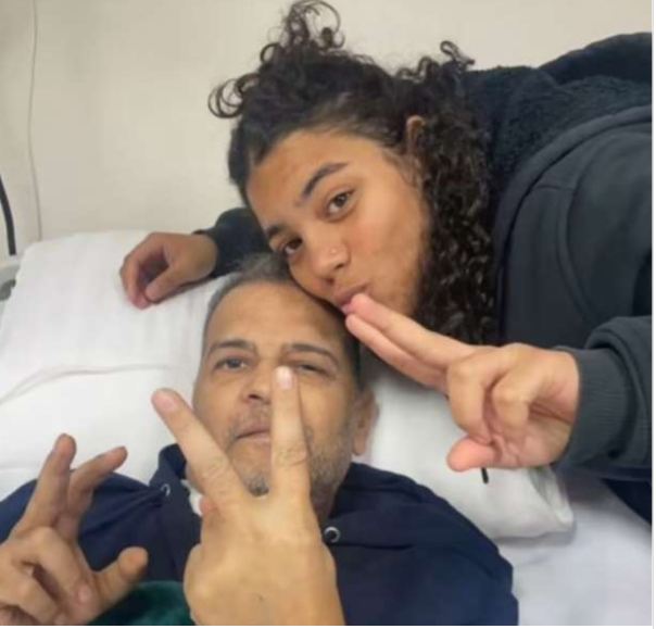 صورة نادرة للفنان الراحل أشرف مصيلحي وعلامات التعب الشديد قبل وفاته 2 الفنان الراحل أشرف مصيلحي