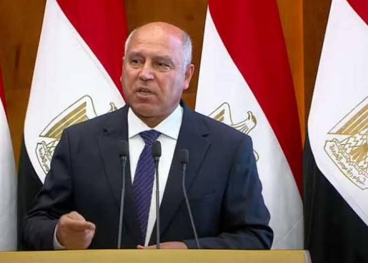 كامل الوزير يكشف سبب بكائه بداية حفر قناة السويس الجديدة ورد السيسي وحياة دموعك هننجح 1 345559201 789167012567126 4796751105152949976 n 111