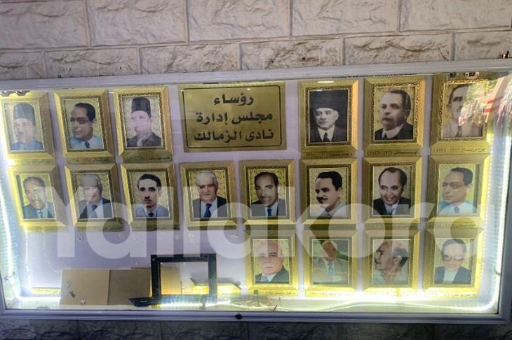 نجم الزمالك يكشف عن أمر غريب يحدث بالنادي بشان مرتضى منصور 2 تحطيم صورة مرتضى فى نادى الزمالك
