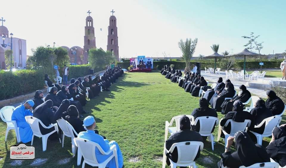 بالصور قداسة البابا تواضروس الثانى يزور دير الأنبا موسى بطريق العلمين 4 قداسة البابا تواضروس الثانى يزور دير الأنبا موسى