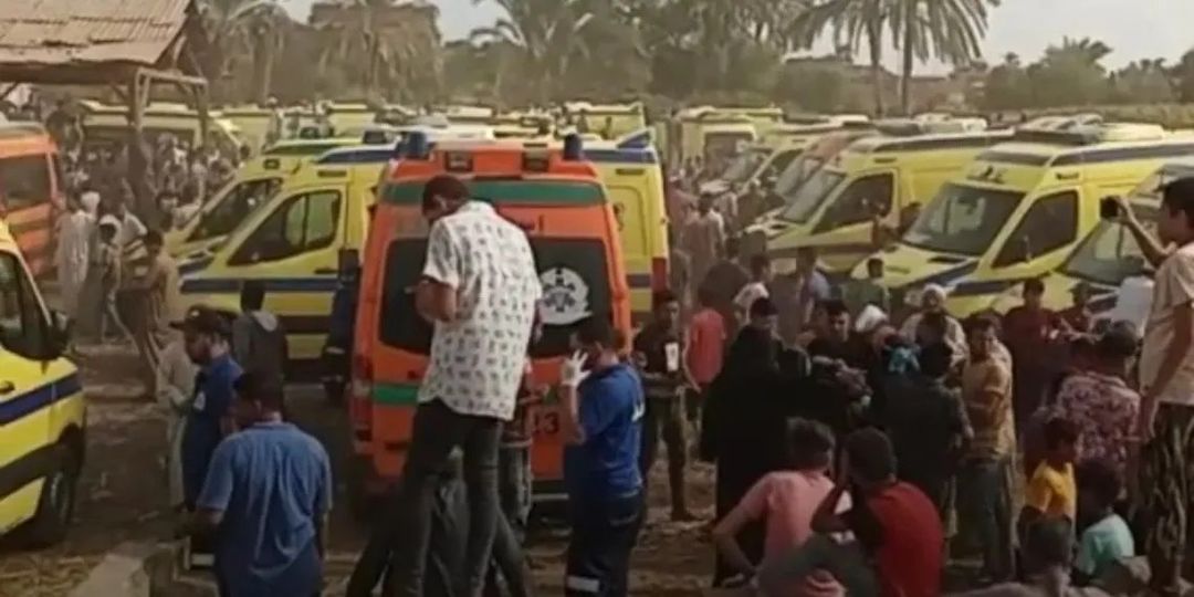 وفاة 13 في العاصفة دانيال بليبيا من عائلة واحدة بالإسكندرية كانوا بيجروا على أكل عيشهم 4 وفاة 13 في العاصفة دانيال