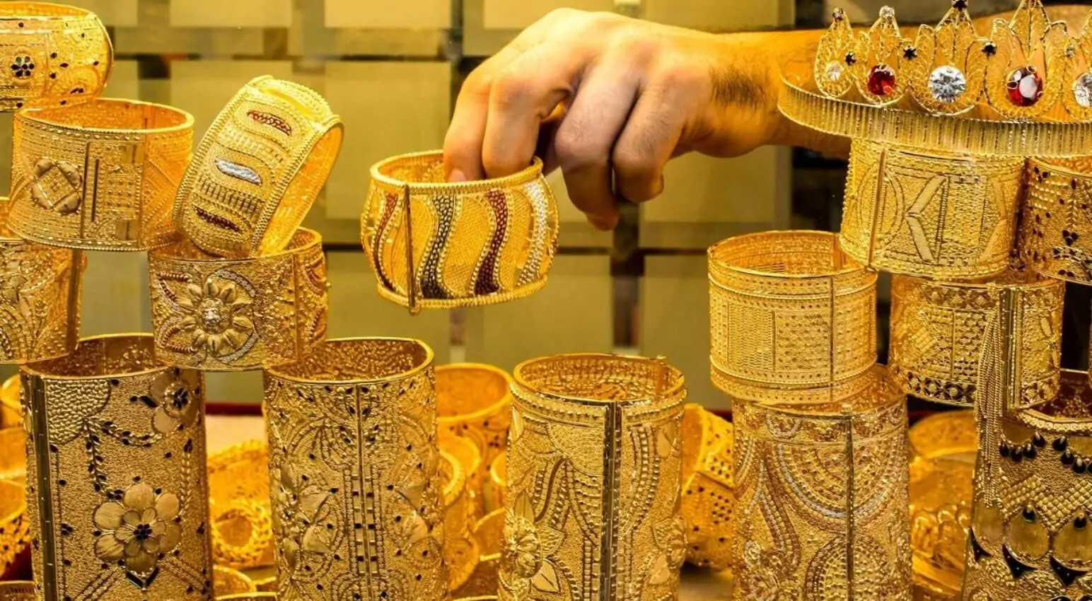 سعر الذهب الآن في مصر مفاجأة غير متوقعه 4 قيمة انخفاض الذهب في مصر