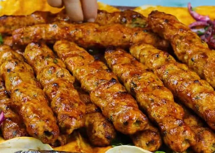 في 3 خطوات كفتة الفراخ بطريقة سهلة وأحلى من الجاهزة 1 koftt fra5
