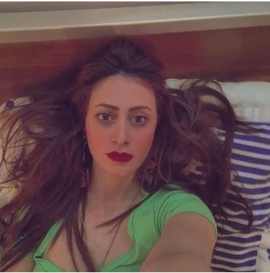 تفاصيل ما حدث للفنانة منة بدر تيسير شافت الموت 4 منة بدر تيسير